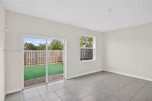 12123 NW 23rd Ct, Miami, FL 33167 - Photo 13
