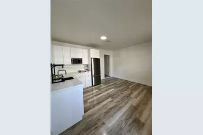 111 SW 31st Ct, Miami, FL 33135 - Photo 13