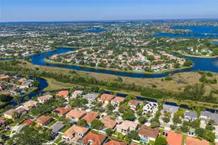 1170 NW 166th Ave, Pembroke Pines, FL 33028 - Photo 5