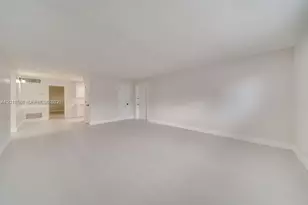 841 SW 74th Terrace, North Lauderdale, FL 33068 - Photo 5