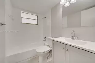 841 SW 74th Terrace, North Lauderdale, FL 33068 - Photo 9
