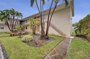 111 SE 4th Ave, Hallandale Beach, FL 33009 - Photo 15