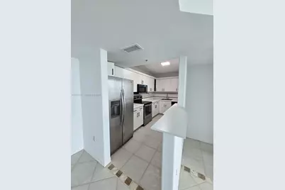 800 Claughton Island Dr #402, Miami, FL 33131 - Photo 7