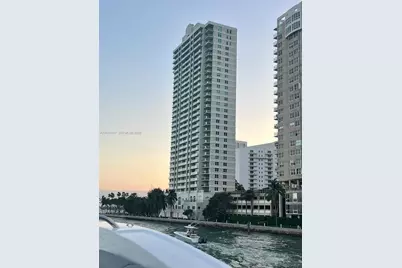 800 Claughton Island Dr #402, Miami, FL 33131 - Photo 1