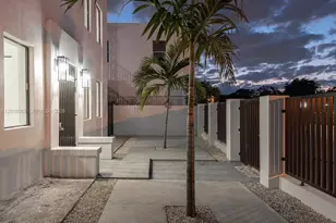 676 NW 47th St, Miami, FL 33127 - Photo 13
