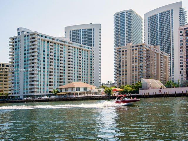 1833 S Ocean Dr #805 main architectural view