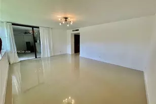 20441 NE 30th Ave, Aventura, FL 33180 - Photo 9
