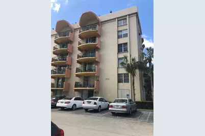 9350 Fontainebleau Blvd #204, Miami, FL 33172 - Photo 1