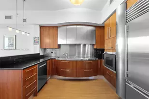 18101 Collins Ave, Sunny Isles Beach, FL 33160 - Photo 5