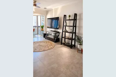 440 Paradise Isle Blvd #402, Hallandale Beach, FL 33009 - Photo 13