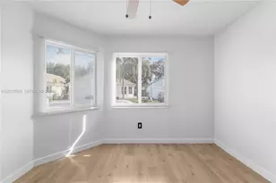 1035 W Jasmine Ln, North Lauderdale, FL 33068 - Photo 19