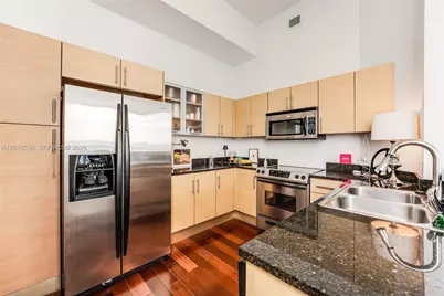725 NE 22nd St #PH2A, Miami, FL 33137 - Photo 17