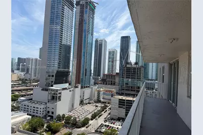 915 NW 1st Ave #H2212, Miami, FL 33136 - Photo 11