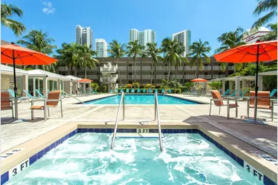 915 NW 1st Ave #H2212, Miami, FL 33136 - Photo 3