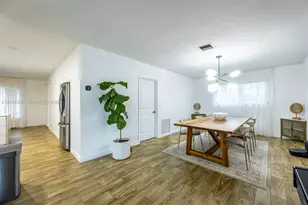 16713 SW 107th Pl, Miami, FL 33157 - Photo 9