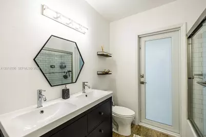 16713 SW 107th Pl, Miami, FL 33157 - Photo 15