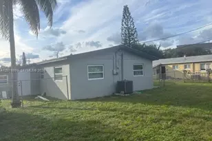 1070 NW 23rd Rd, Fort Lauderdale, FL 33311 - Photo 13