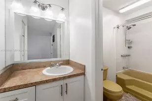 1900 W 54th St, Hialeah, FL 33012 - Photo 11