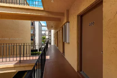 1900 W 54th St #220, Hialeah, FL 33012 - Photo 19