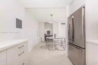 5555 Collins Ave #9U, Miami Beach, FL 33140 - Photo 5