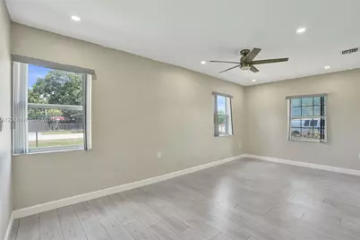 3401 NW 7th St, Lauderhill, FL 33311 - Photo 13