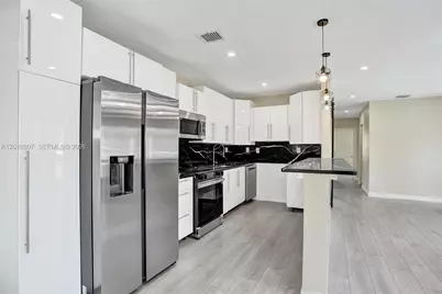 3401 NW 7th St, Lauderhill, FL 33311 - Photo 25