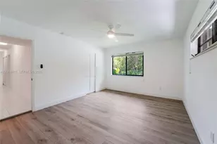 7220 SW 69th Ct, Miami, FL 33143 - Photo 13