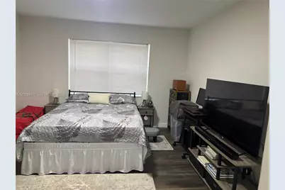 300 Berkley Rd #212, Hollywood, FL 33024 - Photo 17