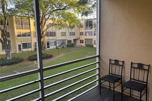 300 Berkley Rd, Hollywood, FL 33024 - Photo 25
