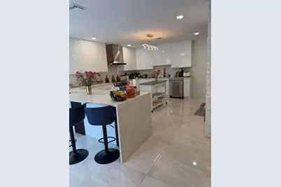 5740 SW 57th Way, Davie, FL 33314 - Photo 11