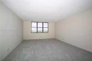 1800 NE 114th St, Miami, FL 33181 - Photo 13