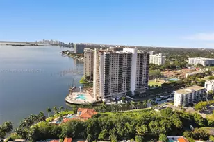 1800 NE 114th St, Miami, FL 33181 - Photo 1