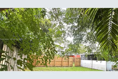 10835 NW 2nd Ct #A, Miami, FL 33168 - Photo 9