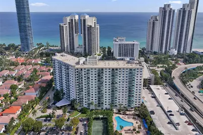 19370 Collins Ave #426, Sunny Isles Beach, FL 33160 - Photo 3