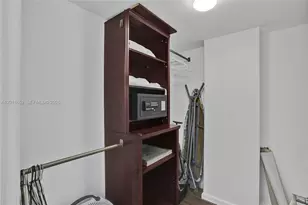 19370 Collins Ave, Sunny Isles Beach, FL 33160 - Photo 27