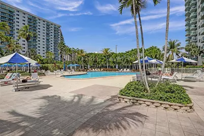 19370 Collins Ave #426, Sunny Isles Beach, FL 33160 - Photo 43