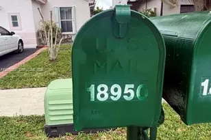 18950 NW 22nd St, Pembroke Pines, FL 33029 - Photo 5