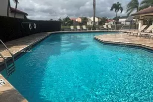 18950 NW 22nd St, Pembroke Pines, FL 33029 - Photo 13