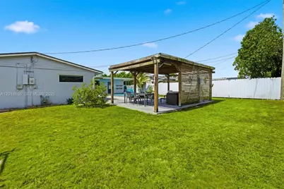 9955 SW 215th St, Cutler Bay, FL 33189 - Photo 13