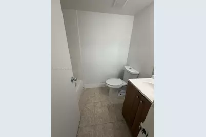 3396 Foxcroft Rd #113, Miramar, FL 33025 - Photo 13