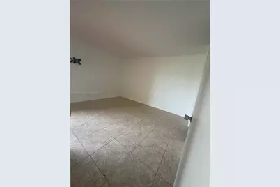 3396 Foxcroft Rd #113, Miramar, FL 33025 - Photo 15
