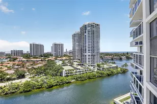 20505 E Country Club Dr, Aventura, FL 33180 - Photo 5