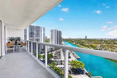 20505 E Country Club Dr #1431, Aventura, FL 33180 - Photo 3
