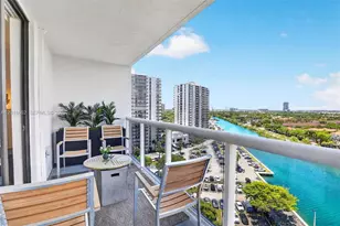 20505 E Country Club Dr, Aventura, FL 33180 - Photo 9