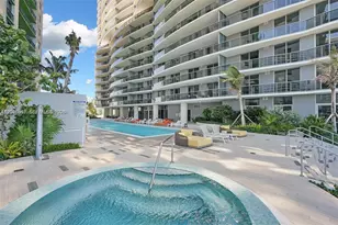 488 NE 18th St, Miami, FL 33132 - Photo 17