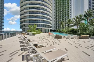 488 NE 18th St, Miami, FL 33132 - Photo 19