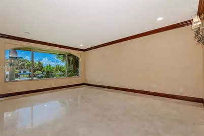 12425 SW 43rd St, Miami, FL 33175 - Photo 5