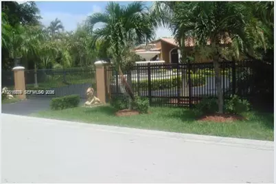 12425 SW 43rd St #-, Miami, FL 33175 - Photo 3