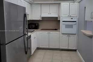 19380 Collins Ave, Sunny Isles Beach, FL 33160 - Photo 13