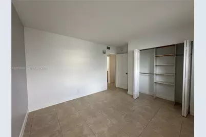 2705 NE 9th Ave #203, Wilton Manors, FL 33334 - Photo 27